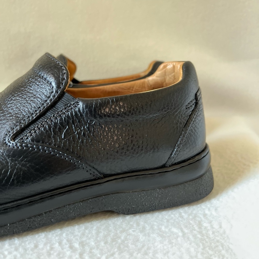 Clark’s Size 9M Men’s Leather Black Sip On Loafers - Picture 7 of 16